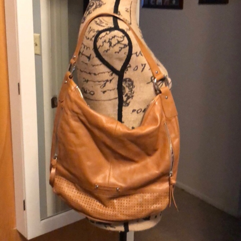 Brown leather B Makowsky Bag